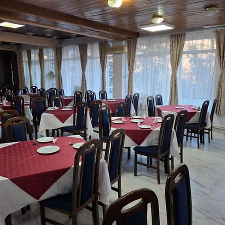 Hotel Traian Caciulata Călimăneşti Екстериор снимка