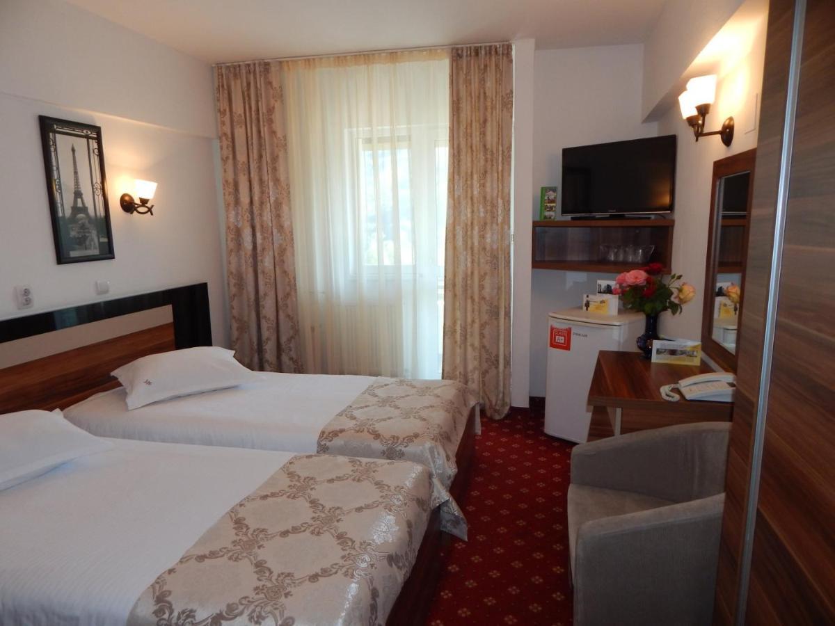 Hotel Traian Caciulata Călimăneşti Екстериор снимка