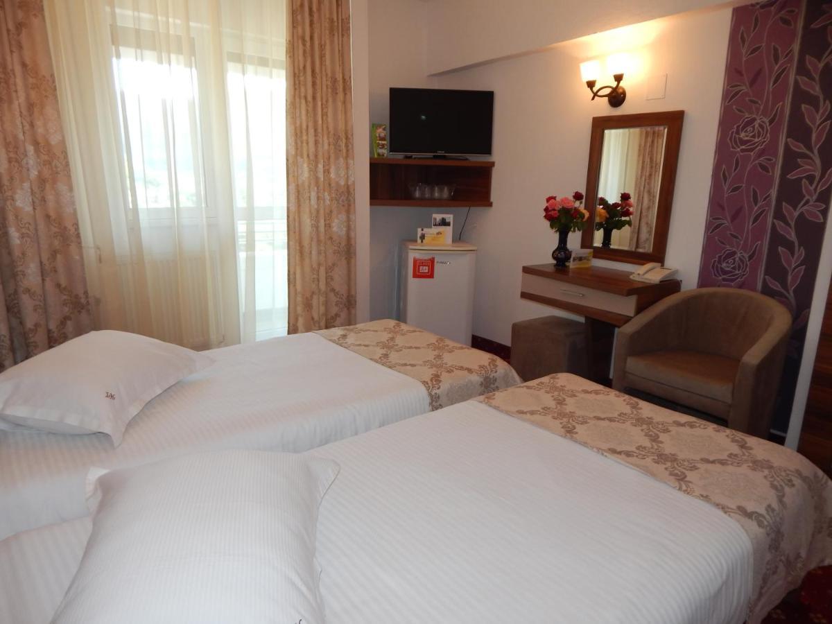 Hotel Traian Caciulata Călimăneşti Екстериор снимка
