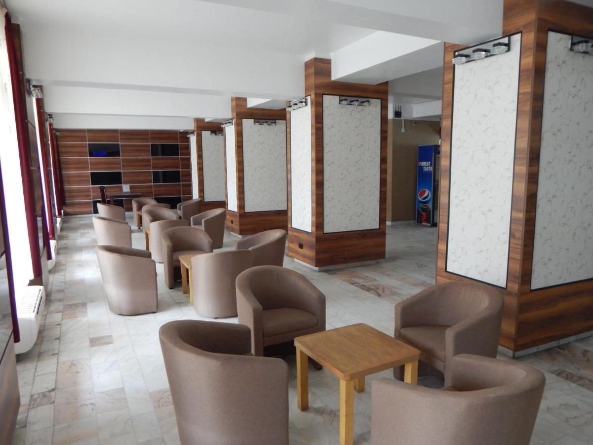 Hotel Traian Caciulata Călimăneşti Екстериор снимка